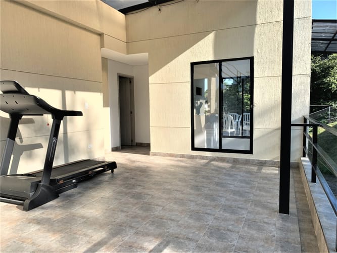 Casa de 5 alcobas en venta en Zona Industrial, Yumbo, 261 m² · foto 21 de 24