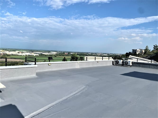 Casa de 5 alcobas en venta en Zona Industrial, Yumbo, 261 m² · foto 23 de 24