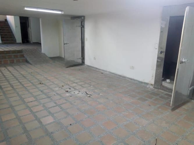 Bodega en venta en Villas Del Carmen, Sabaneta, 1221 m² · foto 16 de 20