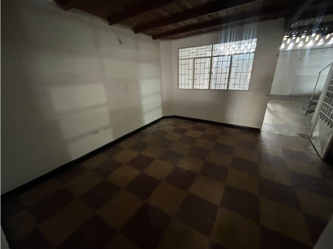 Casa de 6 alcobas en arriendo en Ricaurte, Bucaramanga, 350 m² · foto 12 de 24