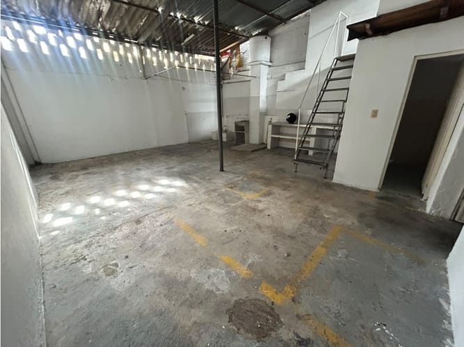 Casa de 6 alcobas en arriendo en Ricaurte, Bucaramanga, 350 m² · foto 14 de 24