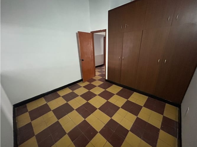 Casa de 6 alcobas en arriendo en Ricaurte, Bucaramanga, 350 m² · foto 17 de 24
