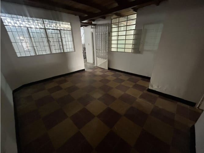 Casa de 6 alcobas en arriendo en Ricaurte, Bucaramanga, 350 m² · foto 23 de 24