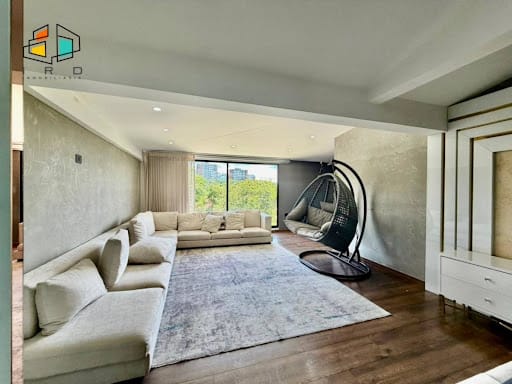 Casa de 5 alcobas en arriendo en Loma Benedictinos, Envigado, 290 m² · foto 18 de 24