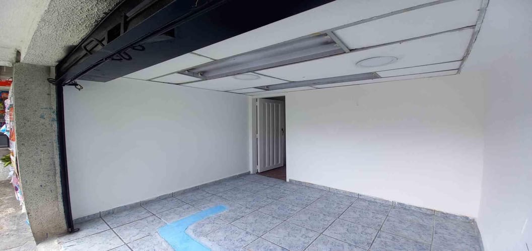 Local en arriendo en Bosques Del Norte, Manizales, 10 m² · foto 3 de 9