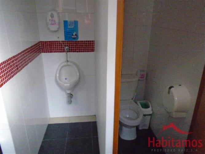 Bodega en venta en Centro, Itagüí, 2958 m² · foto 19 de 19