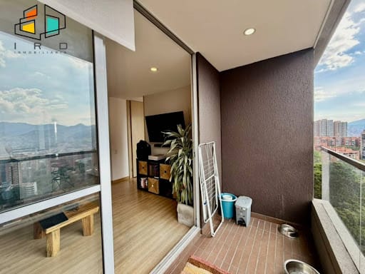 Apartamento de 1 alcoba en arriendo en Loma De Los Gonzalez, Medellín, 55 m² · foto 6 de 24