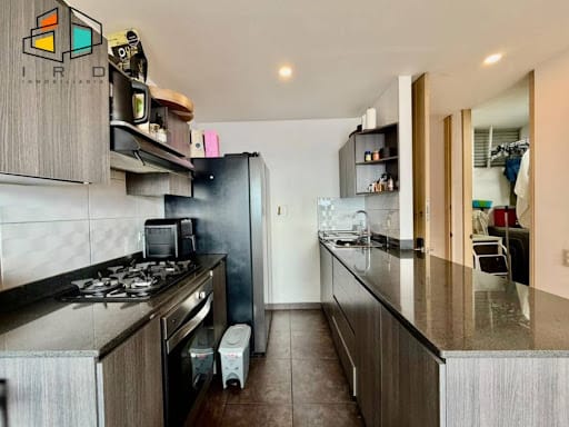 Apartamento de 1 alcoba en arriendo en Loma De Los Gonzalez, Medellín, 55 m² · foto 10 de 24