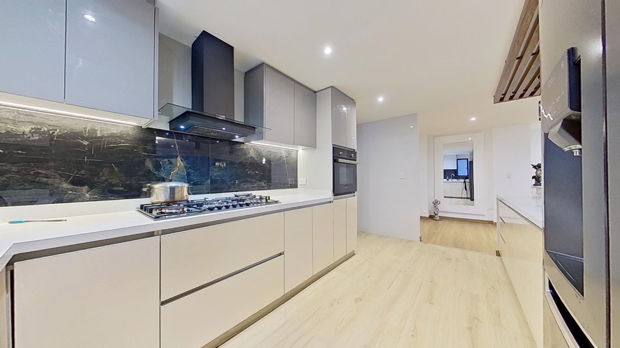 Apartamento de 3 alcobas en venta en Santa Barbara, Bogotá, 139 m² · foto 17 de 20