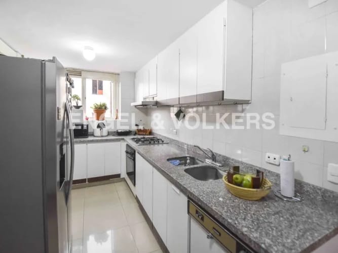 Apartamento de 3 alcobas en venta en Santa Paula, Bogotá, 134 m² · foto 6 de 11
