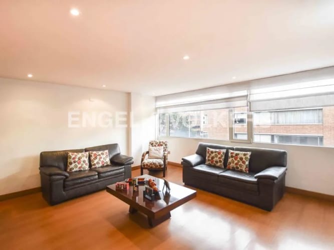 Apartamento de 3 alcobas en venta en Santa Paula, Bogotá, 134 m² · foto 3 de 11