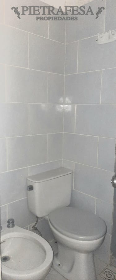 Apto en alquiler, mono, 1 baño. Cordón. · Foto 6
