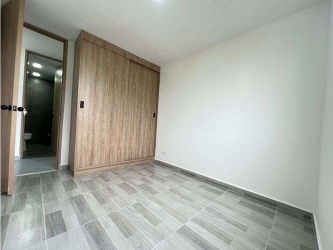 Apartamento de 2 alcobas en arriendo en La Ferreira, La Estrella, 64 m² · foto 13 de 19