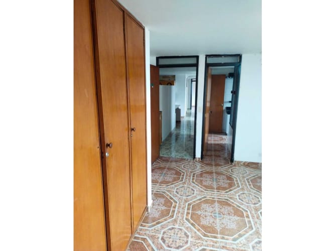 Apartamento de 3 alcobas en venta en La Rambla, Manizales, 100 m² · foto 5 de 16