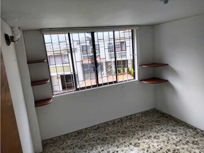 Apartamento de 3 alcobas en venta en La Rambla, Manizales, 100 m² · foto 11 de 16