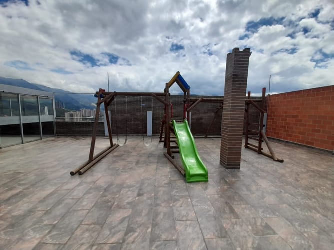 Apartamento de 3 alcobas en arriendo en Cabañitas, Bello, 80 m² · foto 15 de 21