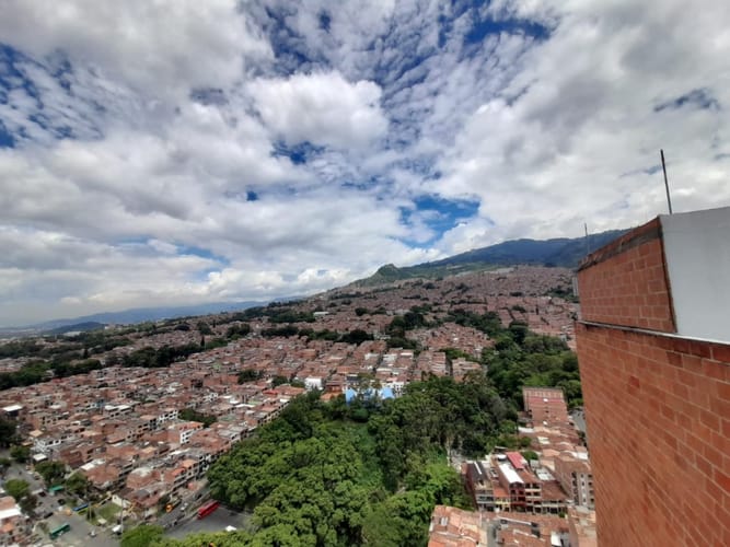 Apartamento de 3 alcobas en arriendo en Cabañitas, Bello, 80 m² · foto 18 de 21