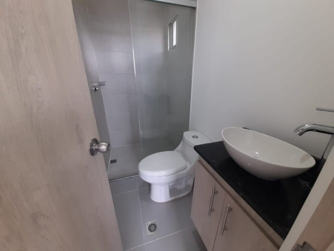 Apartamento de 3 alcobas en arriendo en Cabañitas, Bello, 80 m² · foto 21 de 21