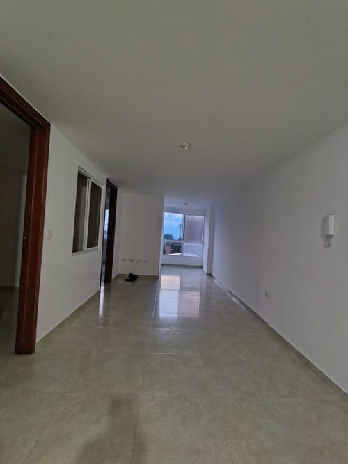 Apartamento de 3 alcobas en arriendo en Casco Antiguo - Floridablanca, Floridablanca, 56 m² · foto 2 de 10