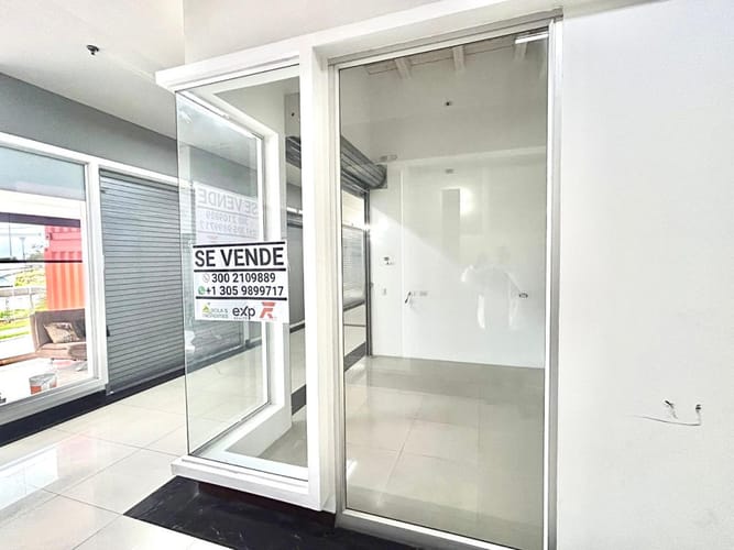 Local en venta en Bosques De Pinares, Armenia, 10 m² · foto 8 de 12