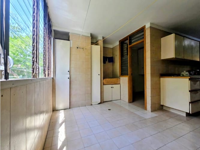Apartamento de 3 alcobas en venta en El Poblado, Medellín, 174 m² · foto 3 de 24