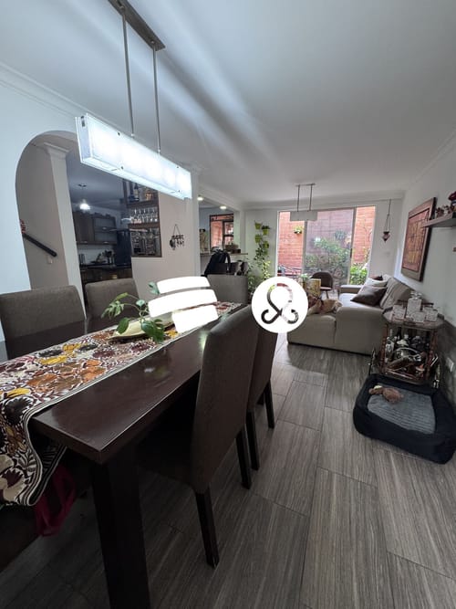Casa de 3 alcobas en venta en La Mota, Medellín, 114 m² · foto 2 de 19