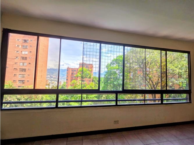 Apartamento de 3 alcobas en venta en El Poblado, Medellín, 174 m² · foto 21 de 24