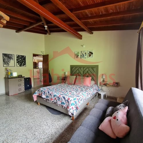 Casa de 3 alcobas en venta en Colasania, Medellín, 221 m² · foto 11 de 18