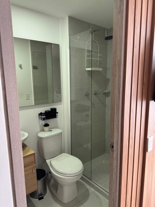 Apartamento de 2 alcobas en arriendo en El Poblado, Medellín, 55 m² · foto 8 de 20