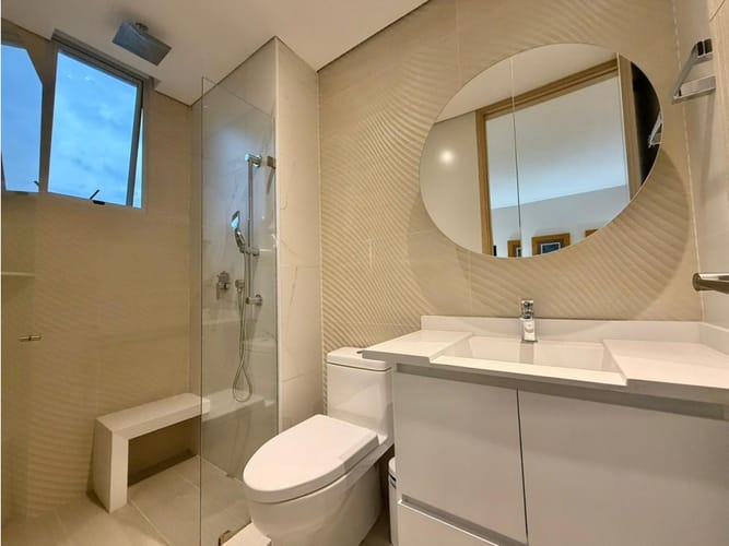 Apartamento de 3 alcobas en arriendo en El Poblado, Medellín, 278 m² · foto 10 de 24