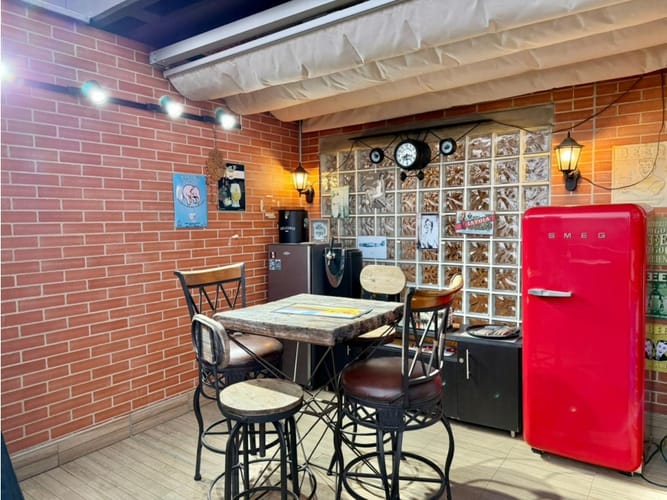 Apartamento de 3 alcobas en arriendo en El Poblado, Medellín, 278 m² · foto 24 de 24