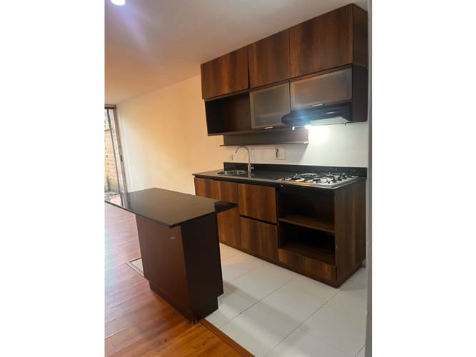Apartaestudio en venta en La Florida, Medellín, 75 m² · foto 5 de 11