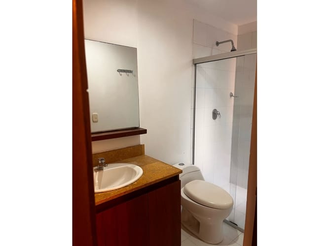 Apartaestudio en venta en La Florida, Medellín, 75 m² · foto 9 de 11
