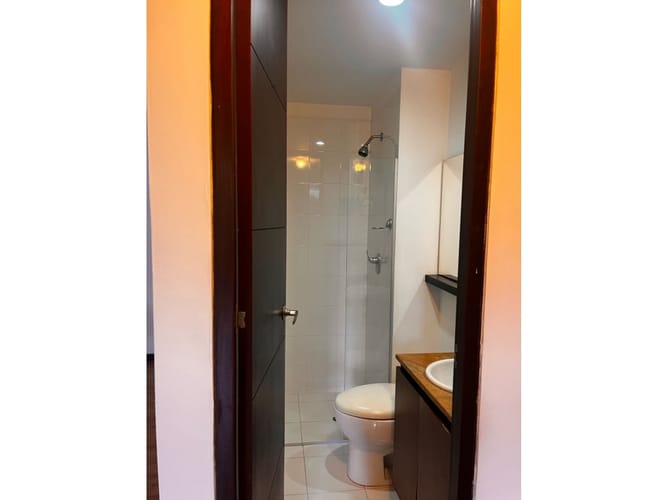 Apartaestudio en venta en La Florida, Medellín, 75 m² · foto 10 de 11