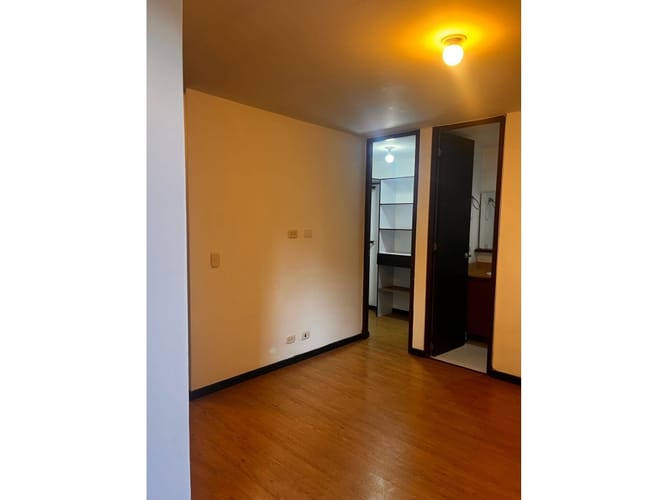 Apartaestudio en venta en La Florida, Medellín, 75 m² · foto 11 de 11