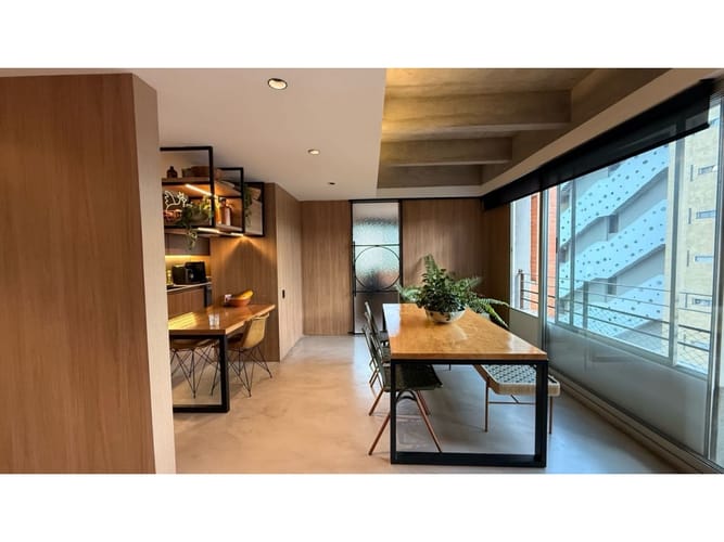Apartamento de 3 alcobas en venta en El Tesoro, Medellín, 154 m² · foto 3 de 24