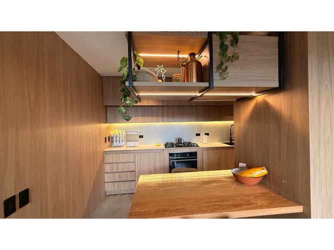 Apartamento de 3 alcobas en venta en El Tesoro, Medellín, 154 m² · foto 9 de 24