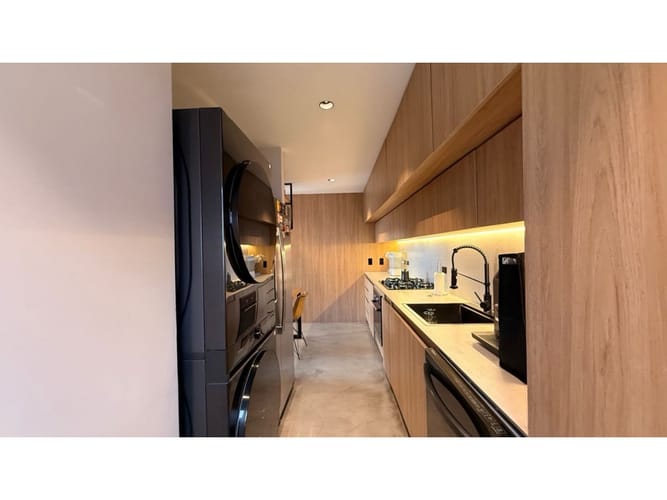 Apartamento de 3 alcobas en venta en El Tesoro, Medellín, 154 m² · foto 12 de 24