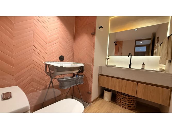 Apartamento de 3 alcobas en venta en El Tesoro, Medellín, 154 m² · foto 17 de 24