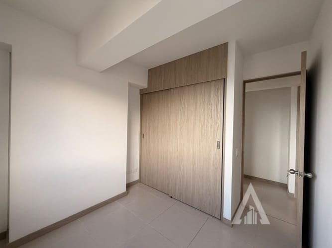 Apartamento de 3 alcobas en arriendo en Viviendas Del Sur, Itagüí, 78 m² · foto 6 de 15