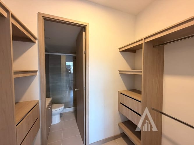 Apartamento de 3 alcobas en arriendo en Viviendas Del Sur, Itagüí, 78 m² · foto 7 de 15