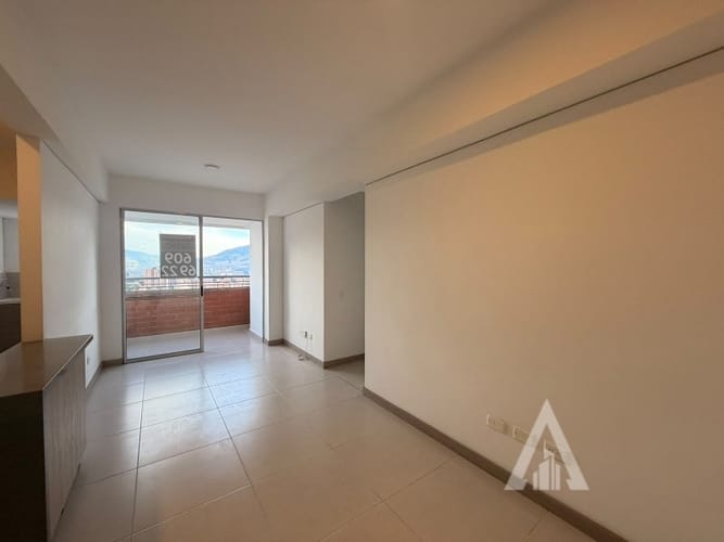 Apartamento de 3 alcobas en arriendo en Viviendas Del Sur, Itagüí, 78 m² · foto 11 de 15