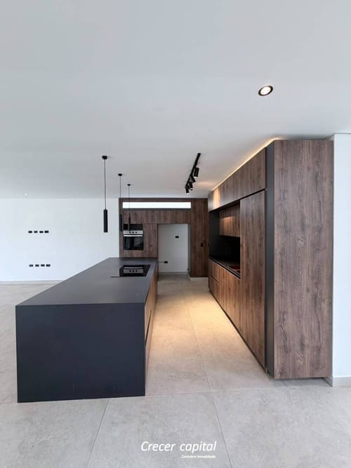 Casa de 4 alcobas en arriendo en Las Palmas, Envigado, 400 m² · foto 8 de 24