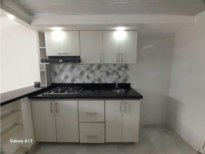 Casa de 3 alcobas en arriendo en Marco Fidel Suarez, Armenia, 61 m² · foto 18 de 24