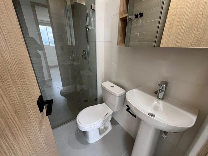 Apartamento de 2 alcobas en arriendo en Centro, Rionegro, 57 m² · foto 11 de 13
