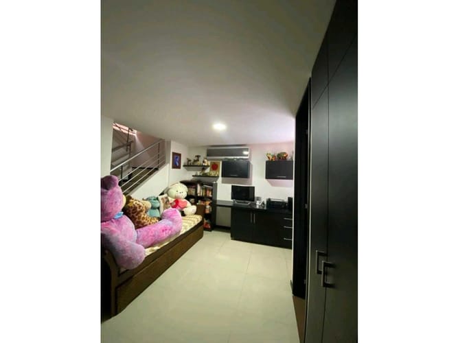 Casa de 5 alcobas en venta en Pance Alto, Cali, 230 m² · foto 9 de 24