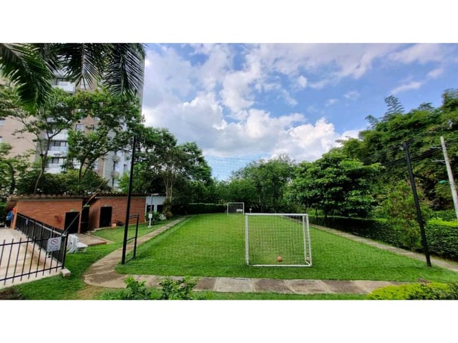 Casa de 5 alcobas en venta en Pance Alto, Cali, 230 m² · foto 21 de 24