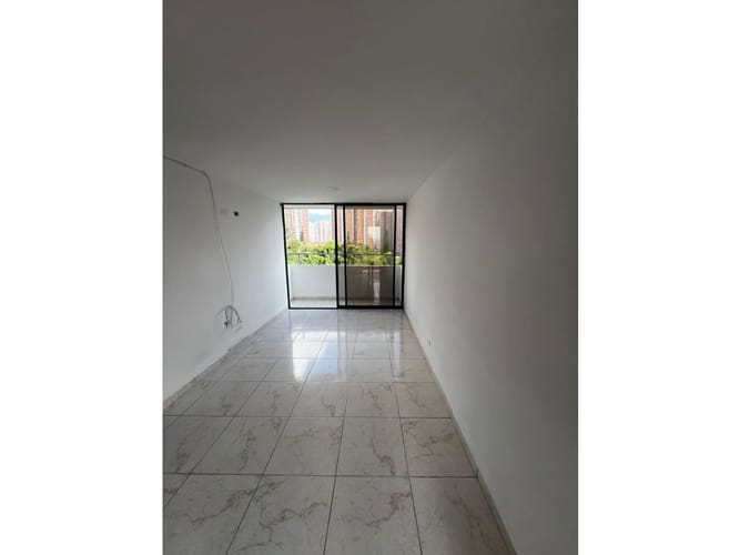 Apartaestudio en venta en Suramérica, Itagüí, 60 m² · foto 2 de 16