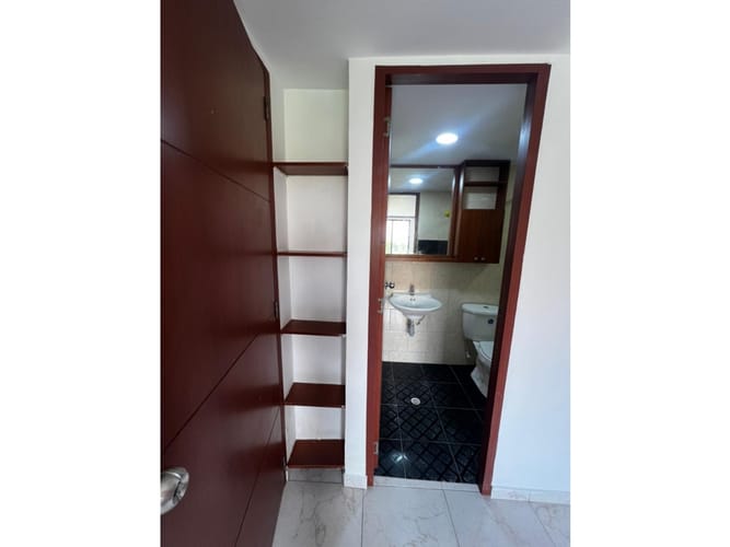 Apartaestudio en venta en Suramérica, Itagüí, 60 m² · foto 10 de 16