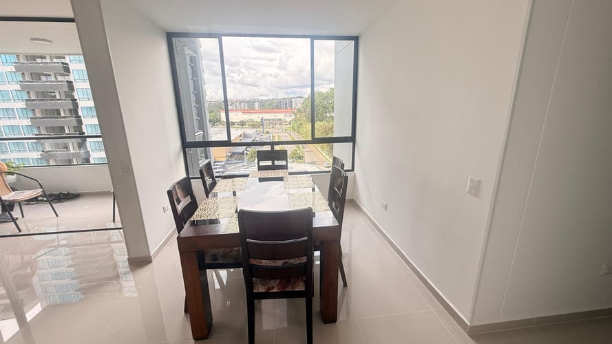 Apartamento de 4 alcobas en venta en Anillo Vial, Floridablanca, 109 m² · foto 8 de 16